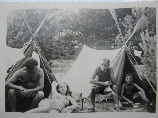 camping - flabobflyingcircus