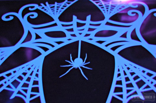 5BW-HomeDecor-Halloween-tray-cricutdesignspacestar-sparrowsoirees